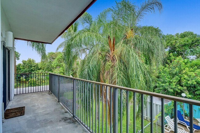 Building Photo - 2514 Taylor St