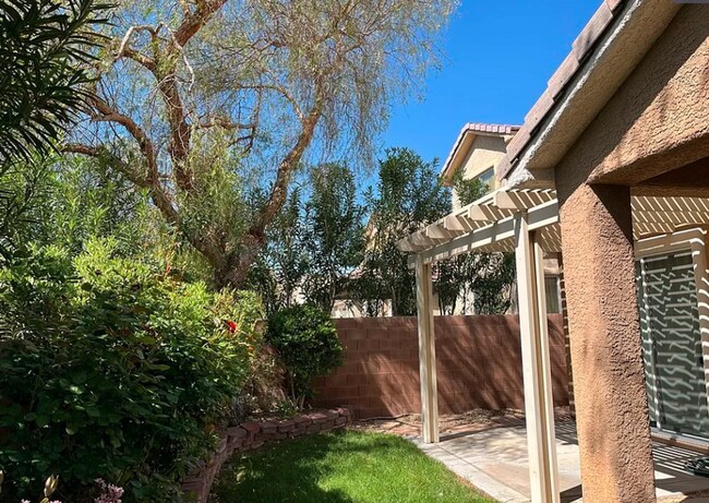 Building Photo - COMING SOON! Ridgebrook Single-Story with New Upgrades Near Downtown Summerlin