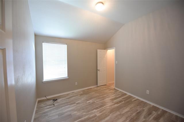 Building Photo - 421 Stanley Falls Dr