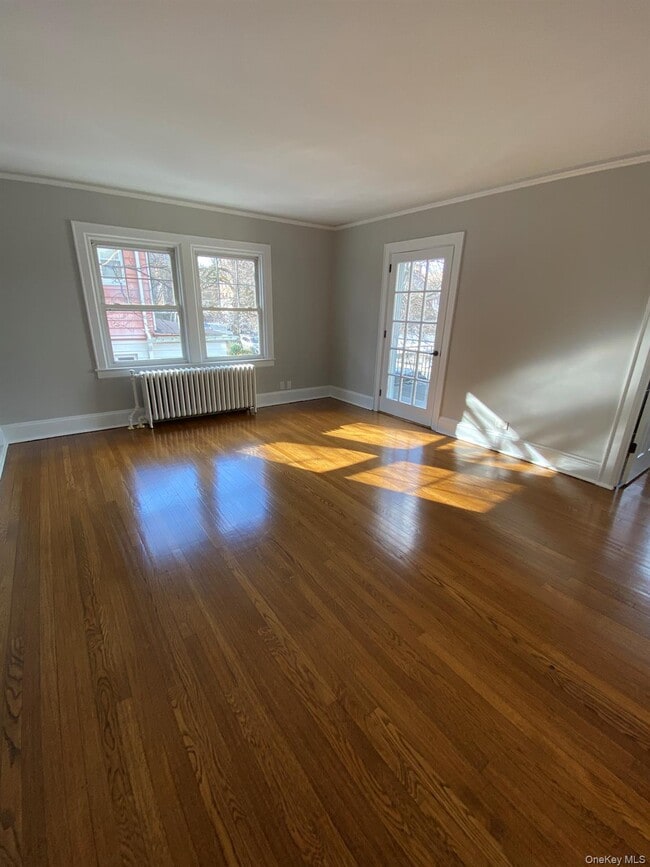 Building Photo - 321 Hayward Ave