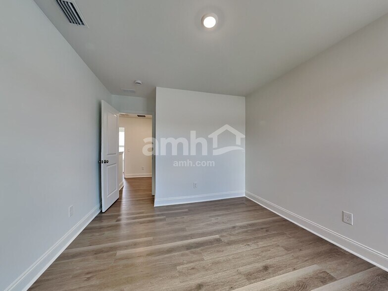 Building Photo - 135 Bee Tree Blvd
