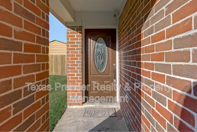 Building Photo - 5011 Redwing Brook Trail