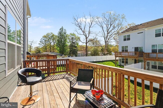 Building Photo - 4102 Bolton Ct