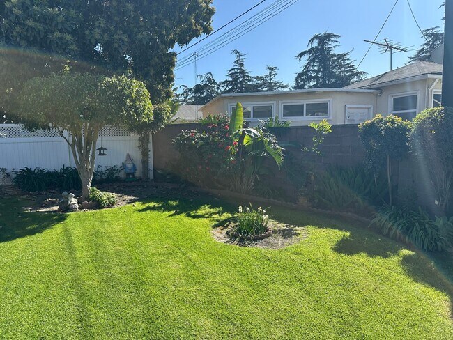 Building Photo - CULVER CITY STUNNING REMODEL 3 BDRM 1 BA. HOUSE FOR LEASE!