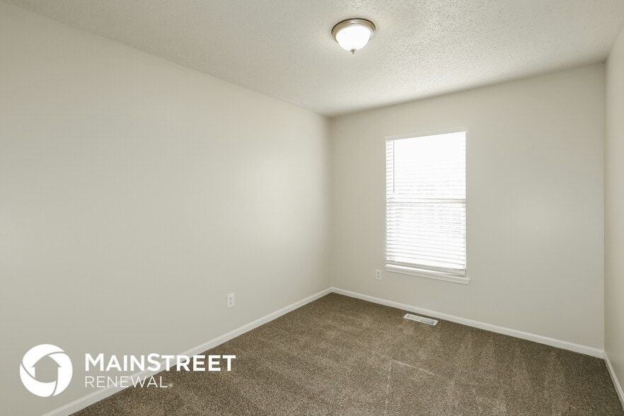 Building Photo - 8526 NE 105th Terrace