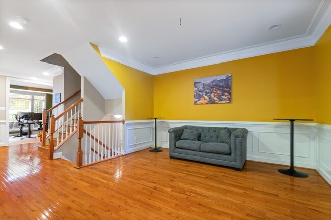 Building Photo - 5105 Bright Owl Rd