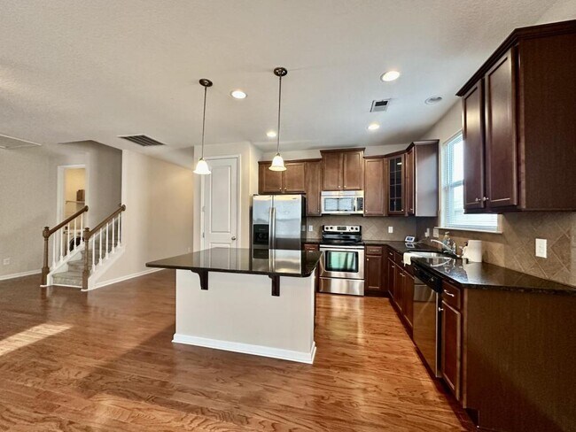 Building Photo - 4531 Hubbard Falls Dr