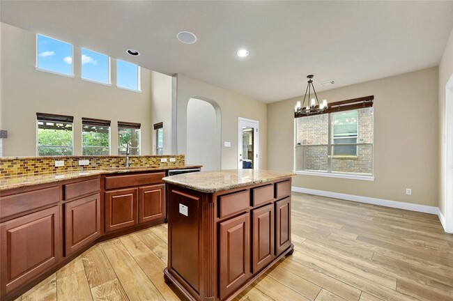 Building Photo - 10713 Desert Willow Loop