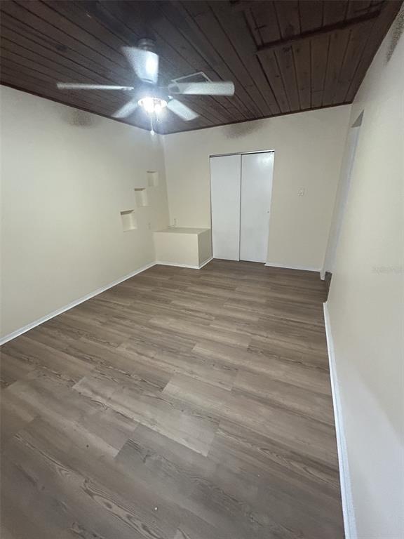 Building Photo - 2899 E Crooked Lake Dr