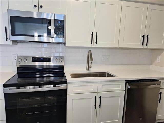 Building Photo - 4638 Pontchartrain Dr