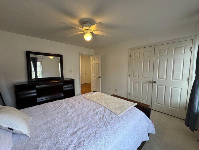 Building Photo - 307 Ludlow Dr