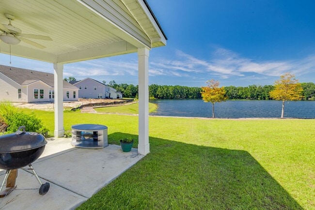 Building Photo - Luxury Meets Simplicity in This One-Story Ranch 3 Bed / 2.5 Bath