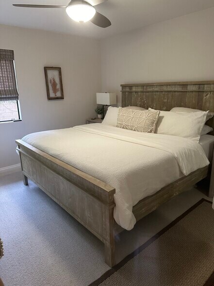 Building Photo - 242 Dolphin Cove Ct