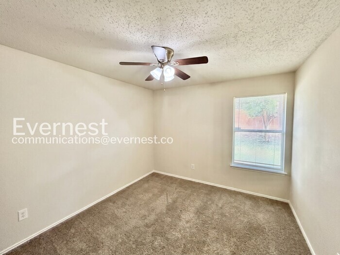 Building Photo - 7912 Boylston Dr