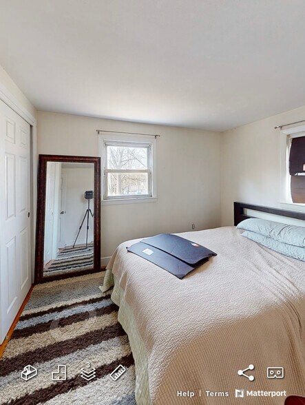 Building Photo - 11 Rockland Pl