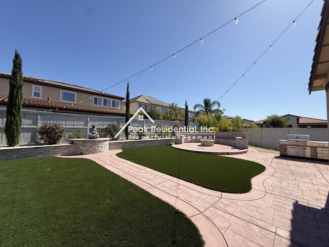 Building Photo - 3535 Heron Ct
