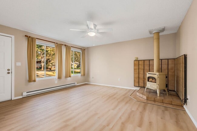 Building Photo - 44301 SE 146th St