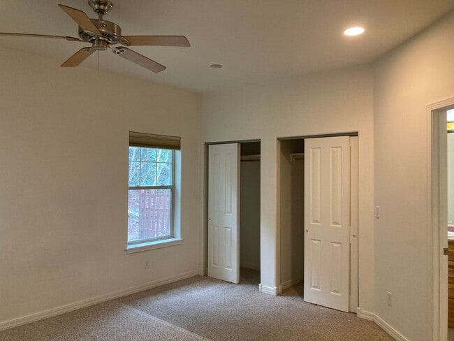 Building Photo - 26 E Animas Village Ln