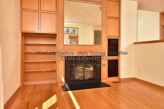 Building Photo - 102 Mallard Ct