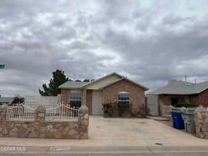 Building Photo - 12420 Tierra Mesa Ct
