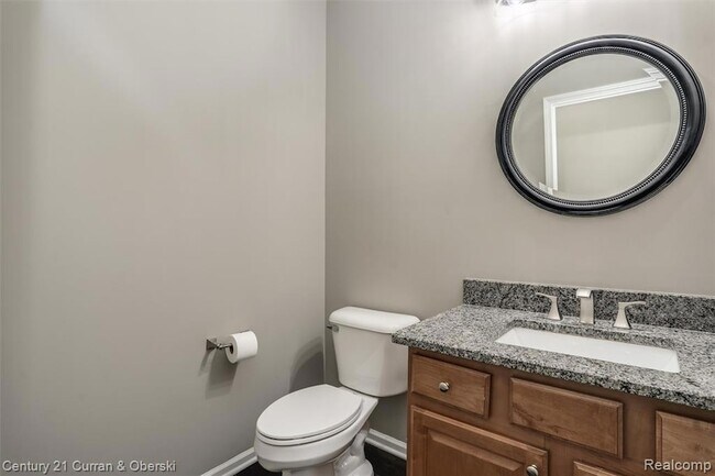 Building Photo - 41656 Steinbeck Glen
