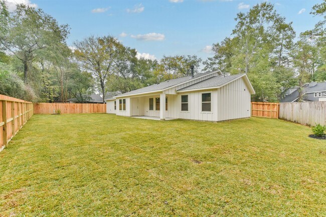 Building Photo - 133 S Timber Top Dr
