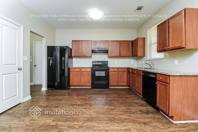 Building Photo - 702 Rock Hill Pkwy