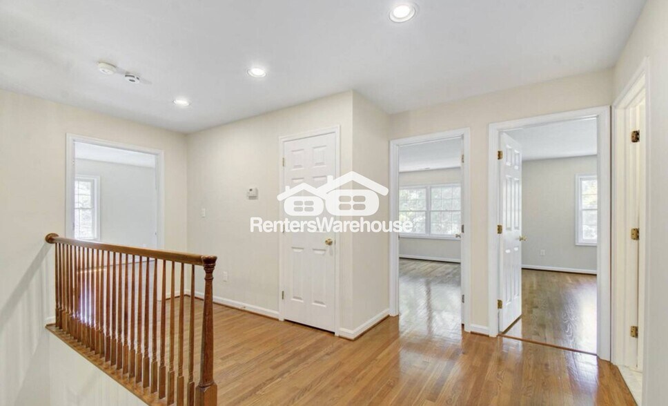 Building Photo - 6212 Massachusetts Ave