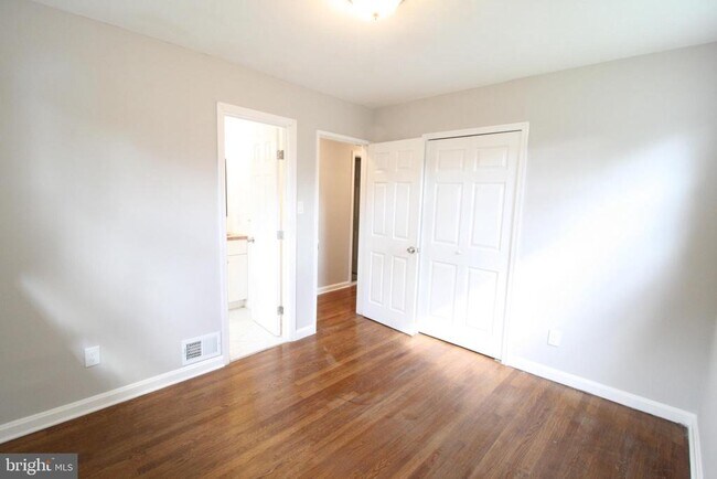 Building Photo - 4613 Wilwyn Way
