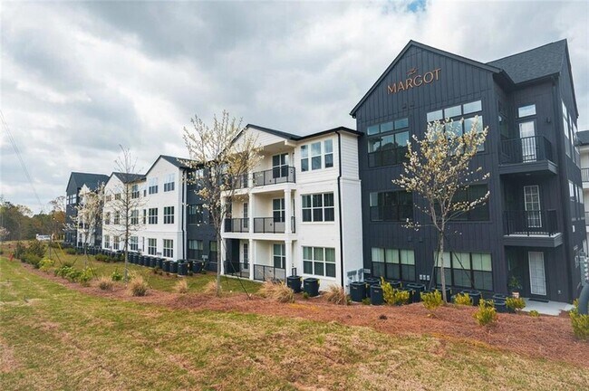 Building Photo - 2300 Margot St