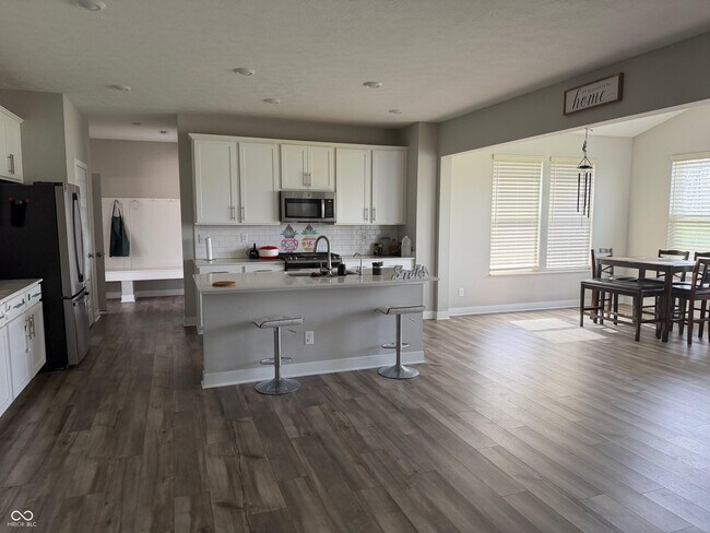 Building Photo - 17393 Americana Crossing