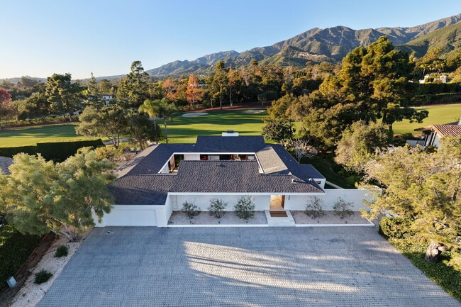 Building Photo - 1988 Inverness Ln