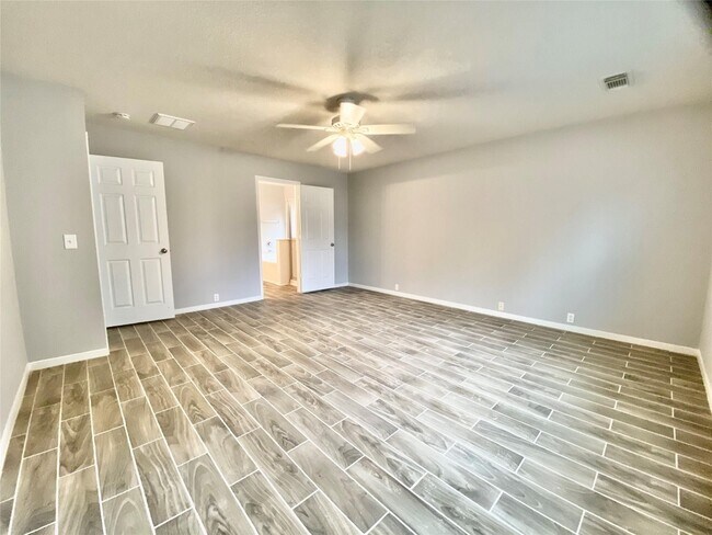 Building Photo - 17419 Prospect Meadows Dr