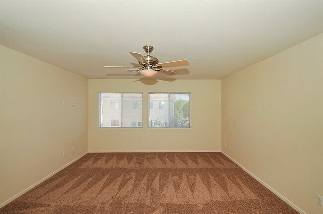 Building Photo - 8913 Wolf Dancer Ave