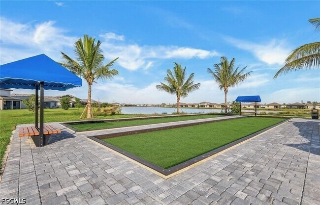 Building Photo - 14255 Pine Lodge Ln