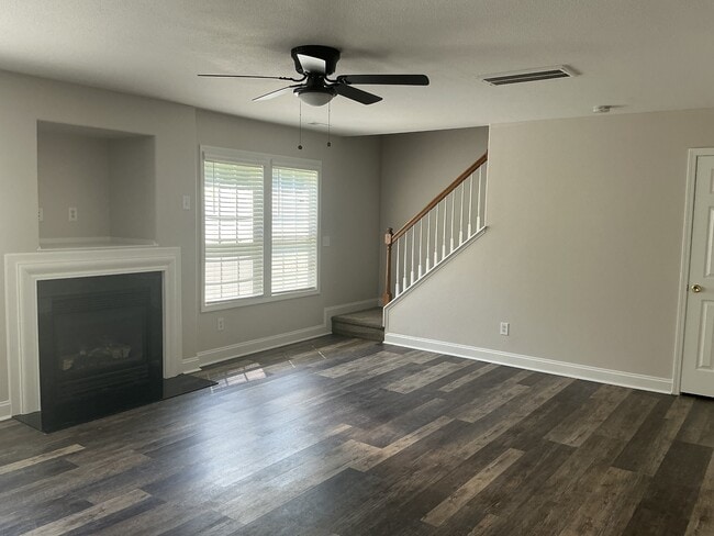 Building Photo - 4981 Brian Center Ln