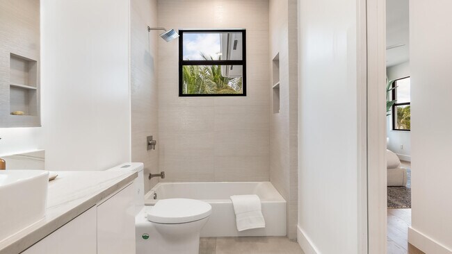 Building Photo - 17400 Rosella Rd