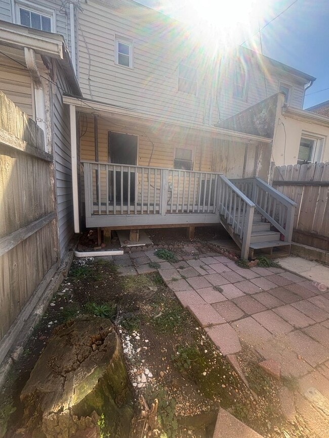 Building Photo - 1602 Cereal St