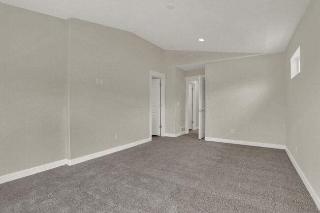 Building Photo - 3780 Venice Grove