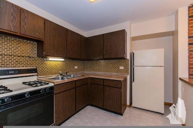 Building Photo - 2 bedroom in Chicago IL 60614