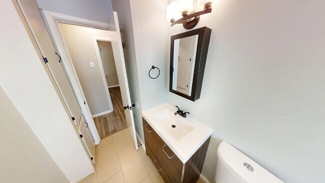 Building Photo - 506 Goodnight Dr