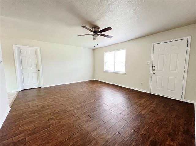 Building Photo - 114 S Manor Ct