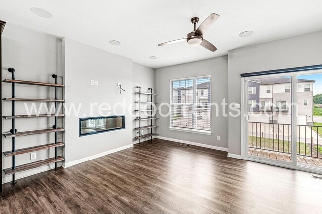 Building Photo - 2936 W New York St