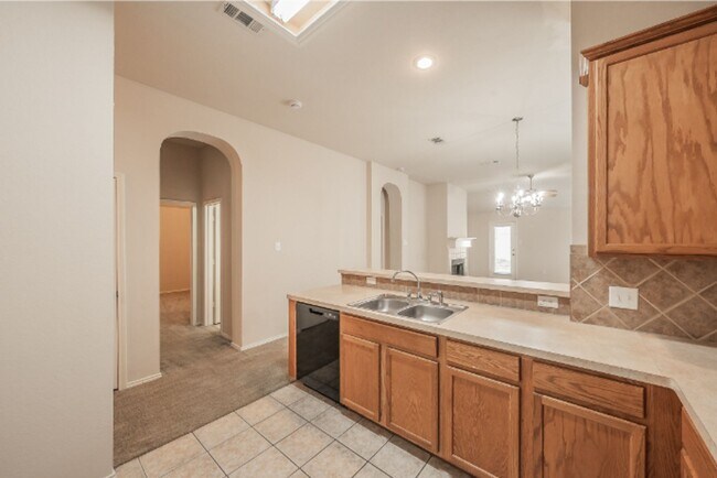 Building Photo - 9916 Channing Rd