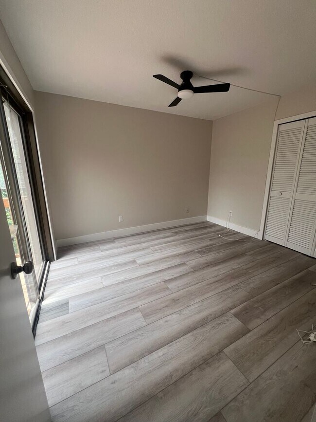Building Photo - Spacious 4-Bedroom Pool Home in Desirable Winter Springs!