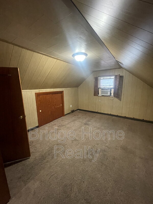 Building Photo - 149 Parkwood Rd
