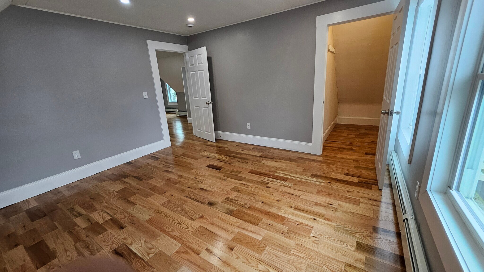 Building Photo - 44 3rd St