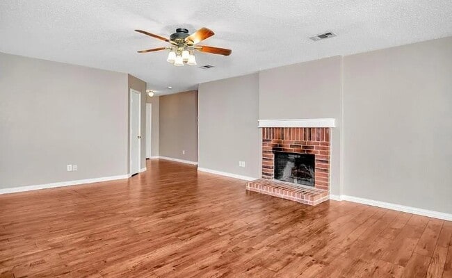 Building Photo - 5640 Ainsdale Dr