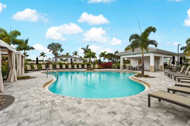 Building Photo - Beautifull Furnished Townhome - Nokomis - 2 Bedroom 2.5 bath plus office -1 Car Garage