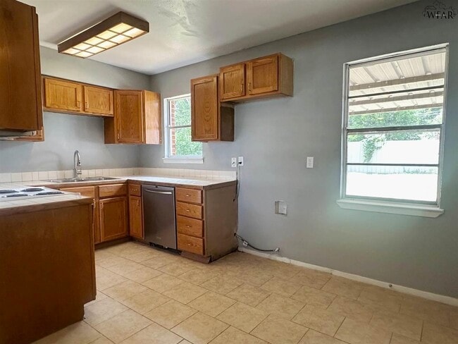 Building Photo - 1708 Cimarron Trail